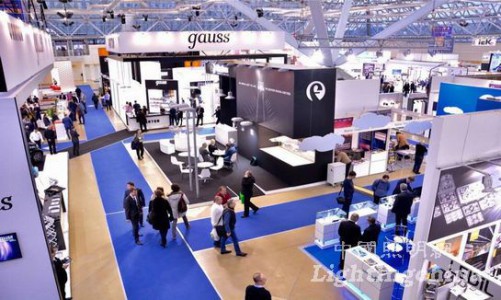 ����˹Ī˹�ƹ�����������������չ����